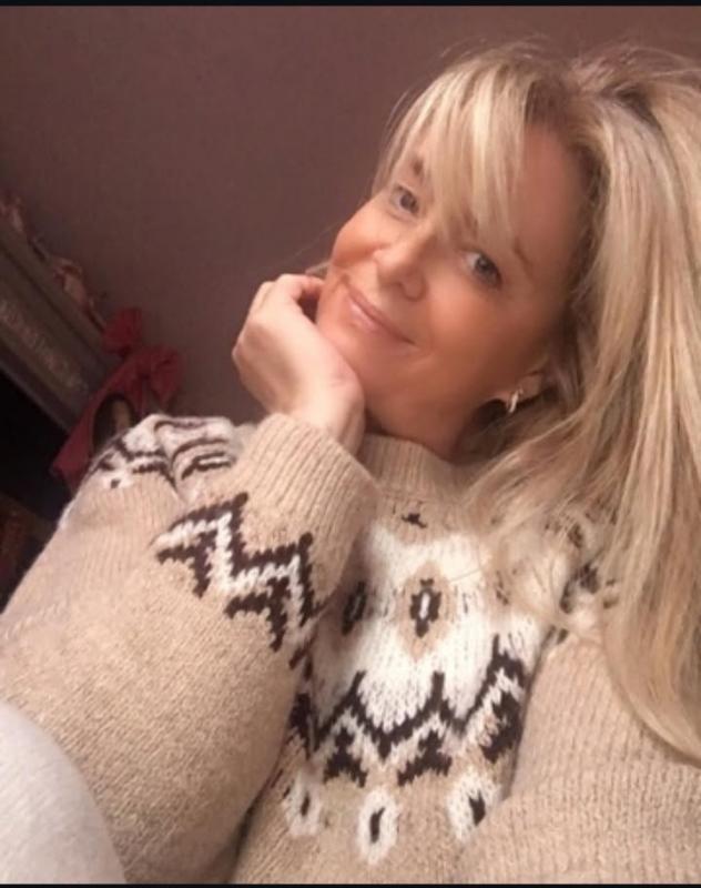 Benedicte 39 ans Grenoble