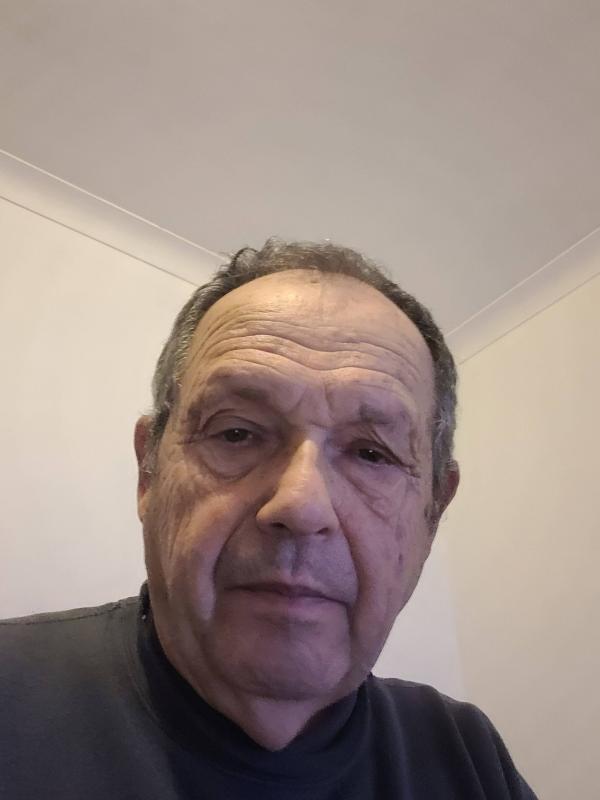 Joseph 74 ans Roujan
