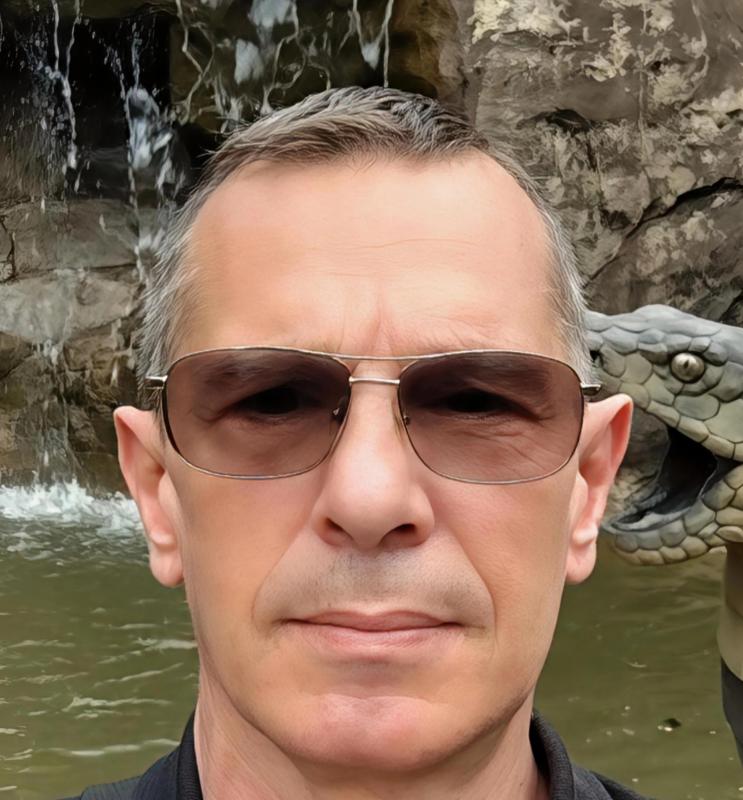 Pirate 51 ans paris 5eme arrondissement