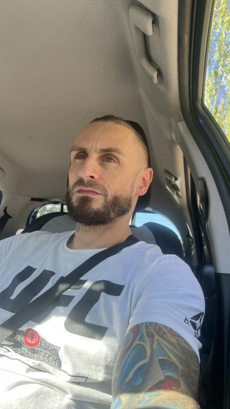 Hako 47 ans lyon 8eme arrondissement