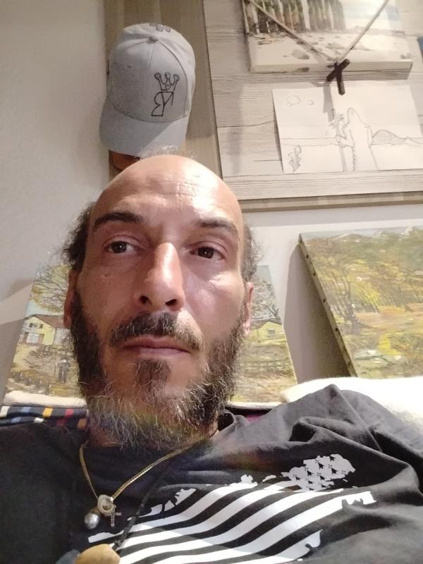 yann 48 ans Les Bréviaires