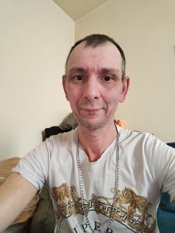 Alexandre furst 48 ans Ars sur Moselle