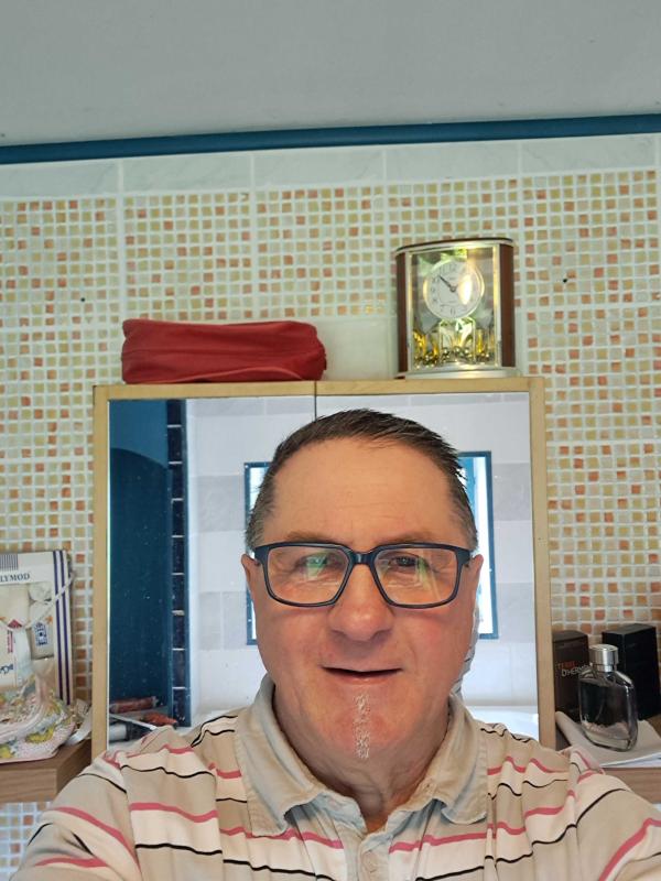 Thierry  65 ans Bellenaves