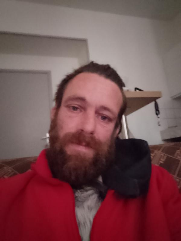 Ludo 41 ans Saint Étienne