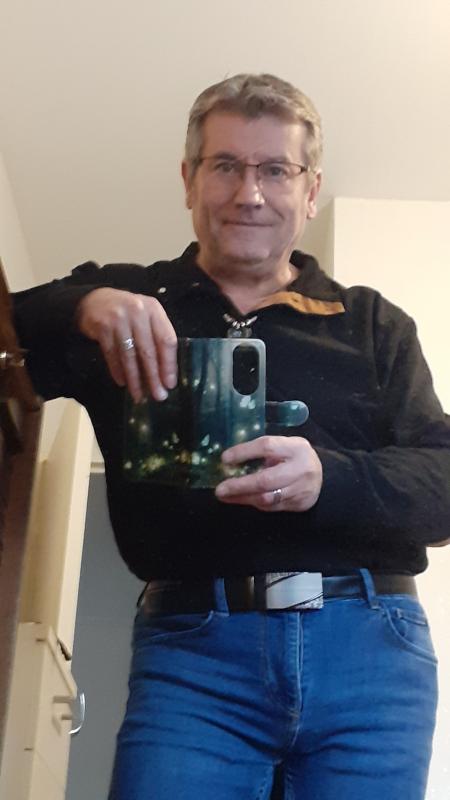 stefan 62 ans Pellouailles les Vignes