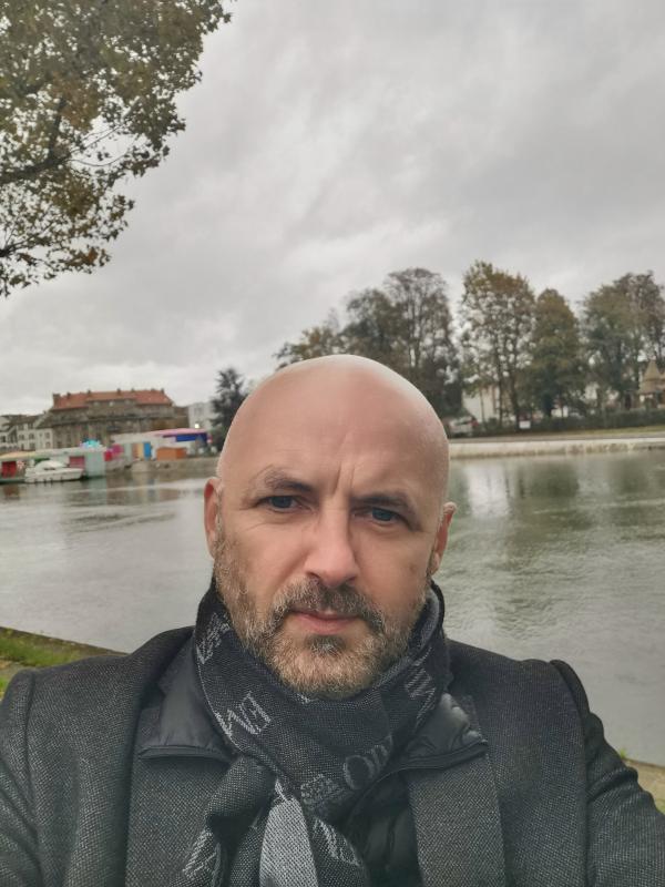 David 52 ans Claye Souilly