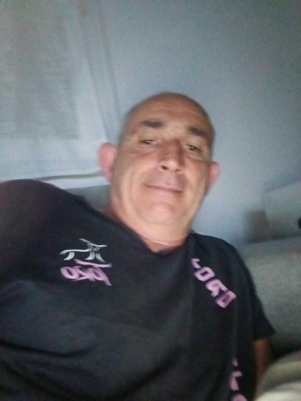 Olivier  51 ans Bessines sur Gartempe