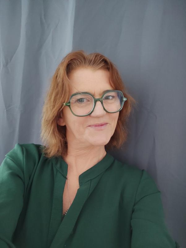 Sandrine  54 ans Laval