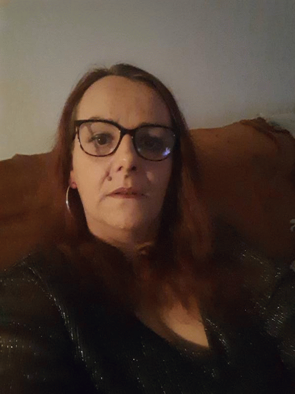 leatitia 45 ans Étampes