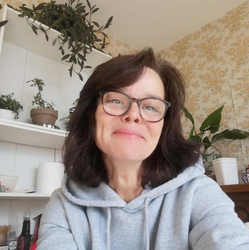 Christiane 56 ans La Chapelle Saint Luc
