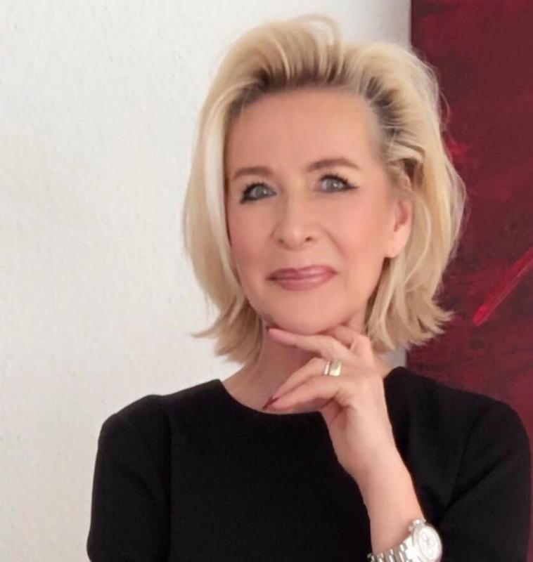 Ivanna 51 ans Baudres