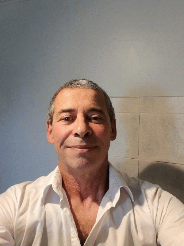 Jojo  18 ans Le Brusc