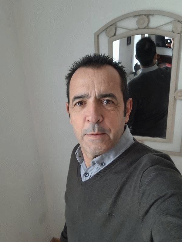 chris 55 ans Mignerette