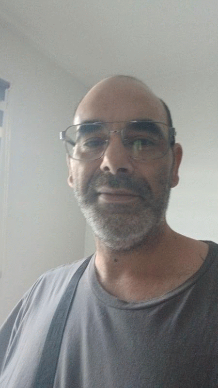 Ramzi  47 ans paris 19eme arrondissement
