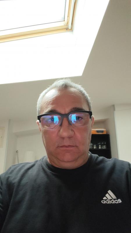 Laurent Godineau 55 ans Galgon