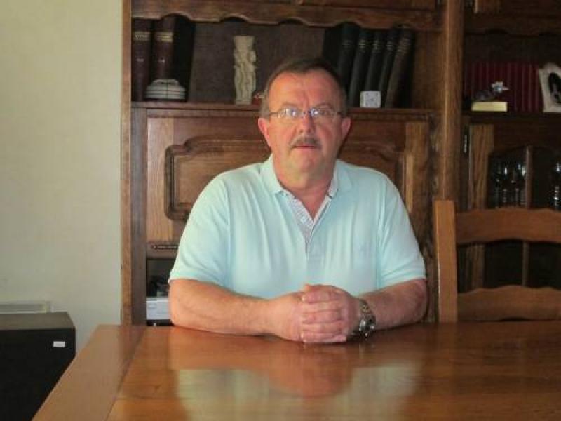 Jean-Louis  66 ans Vitrey sur Mance