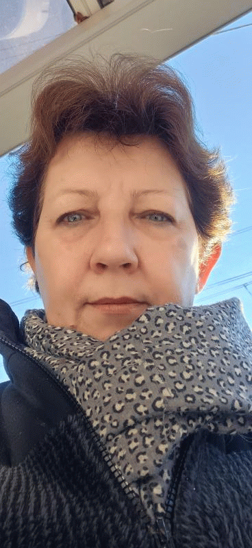 Sandrine  57 ans Saint Just