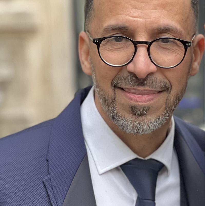 rassil 49 ans Sainte Geneviève des Bois