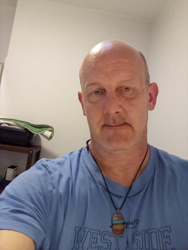 Câlin  54 ans Rodez