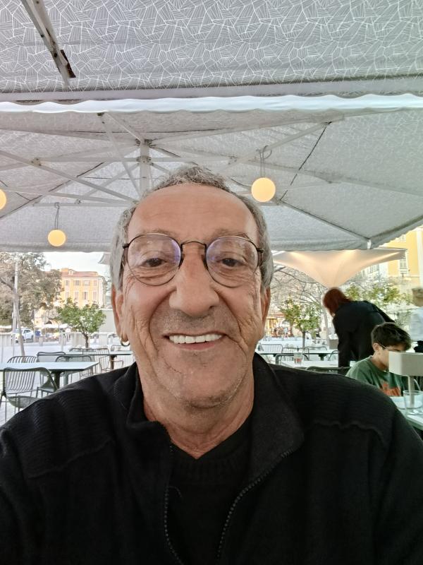 Gégé  66 ans Nice