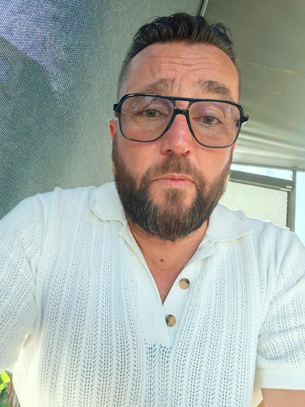 Domdoumi 54 ans Saint Fulgent