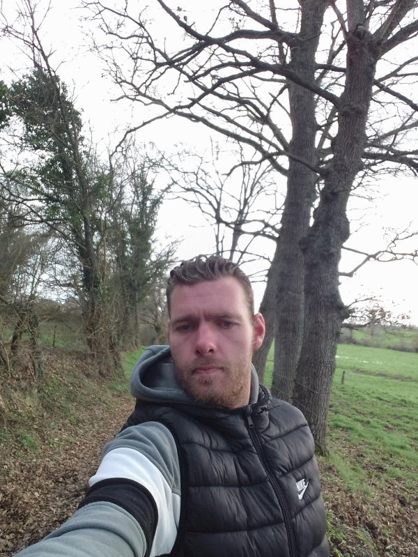 Anthony 30 ans Beddes