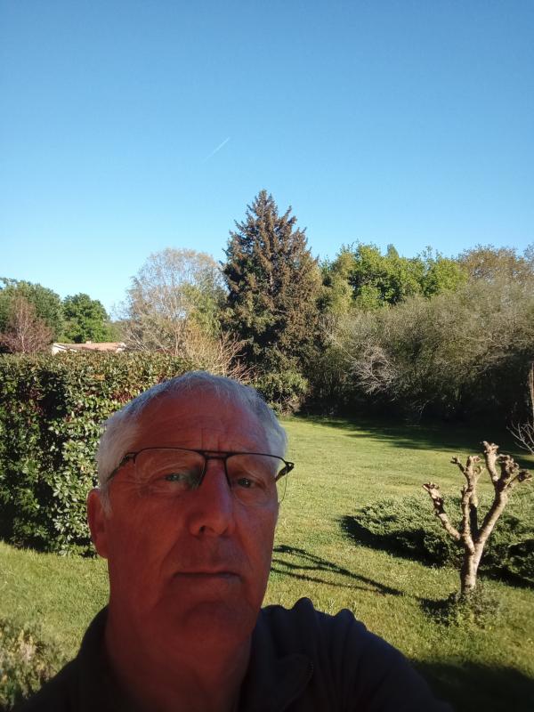 J-pierre  65 ans Confolens