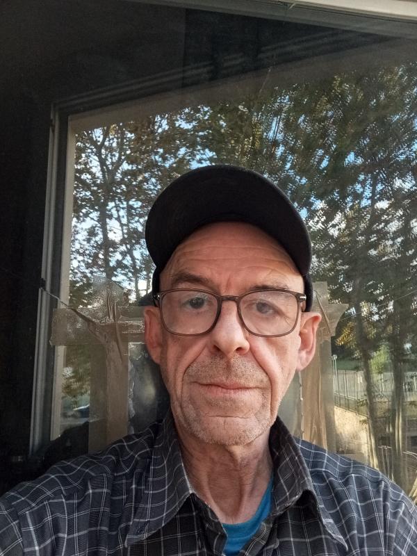 Laurent 54 ans Montmoreau Saint Cybard