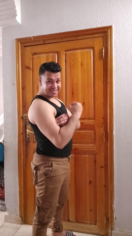 Mouhcine Saber 35 ans Nîmes