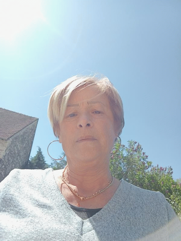 Michèle  72 ans Les Ormes