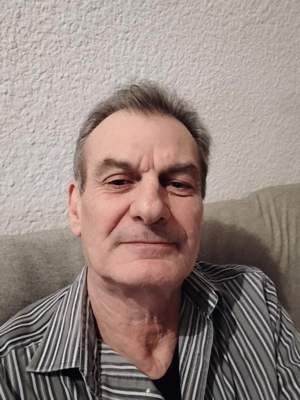 Bruno  69 ans Avenas