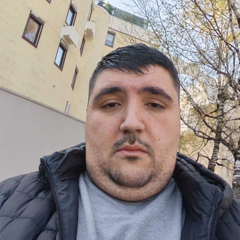 alexandre 26 ans Grenoble