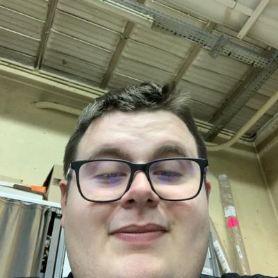 thomas 29 ans Claye Souilly