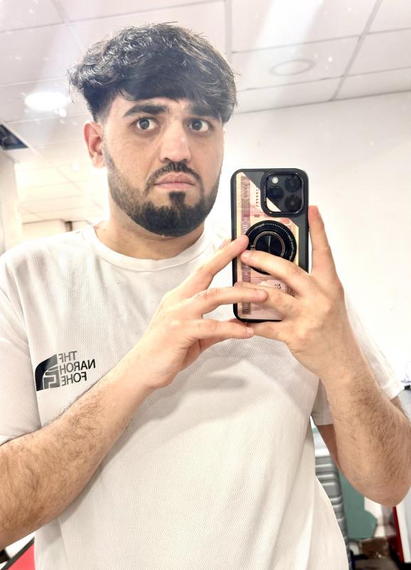 Kamal 36 ans Maisons Laffitte