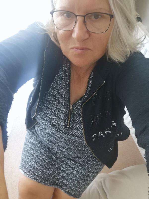 Mariana 64 ans Rennes