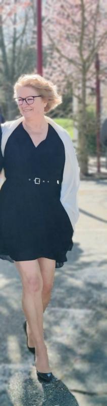 Flo 58 ans Saint Germain en Laye