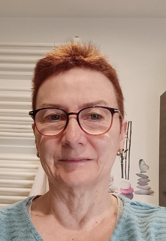 Sylvie  62 ans Halluin