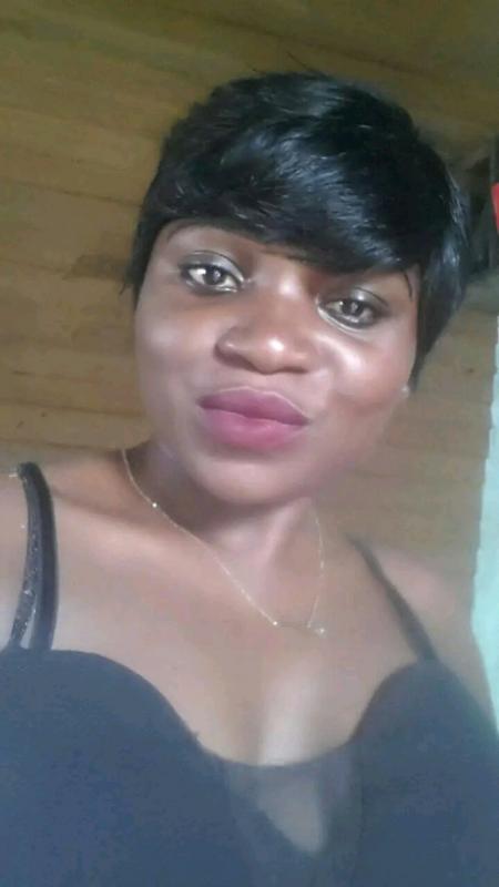 Geraldine 28 ans Paris