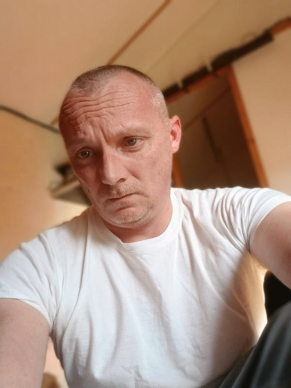 erwan 42 ans Concarneau