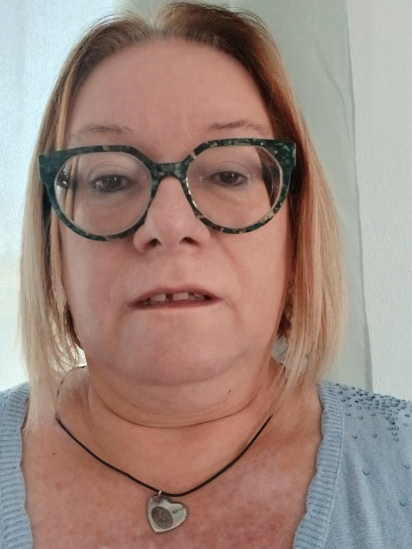 Marie  58 ans Bélus