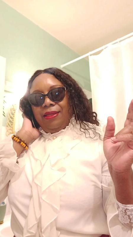 HÉLÈNE 61 ans Dieppe