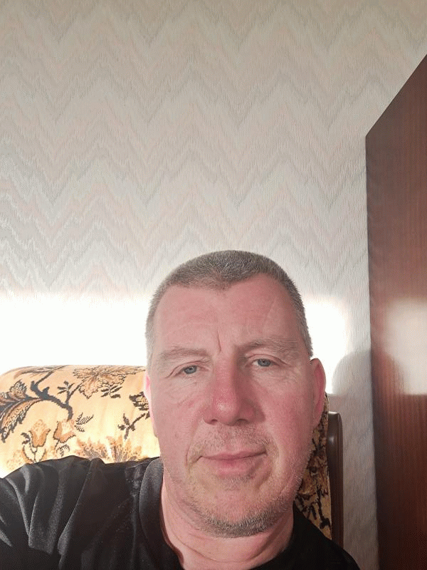 Gilles  53 ans Verdun