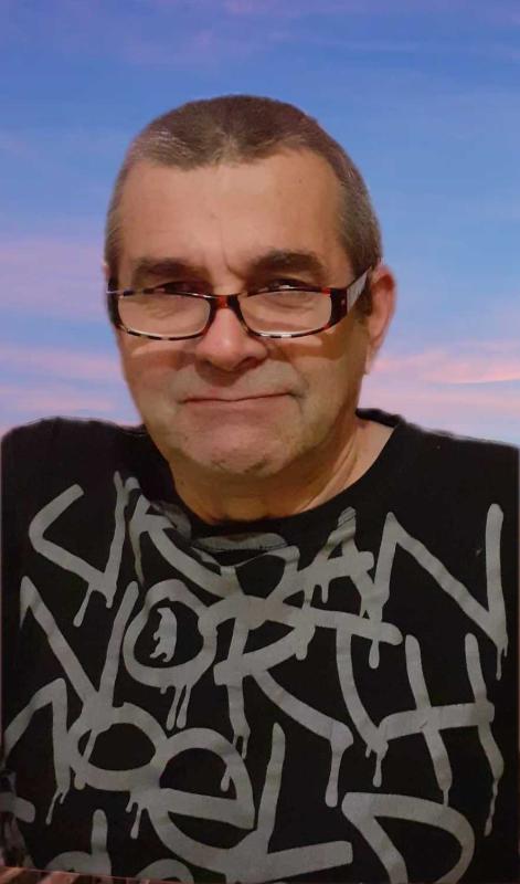 jeanluc 64 ans Troyes