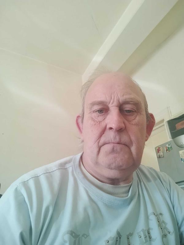 Bruno  53 ans Montcornet