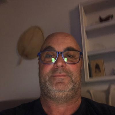Marc 56 ans Castres