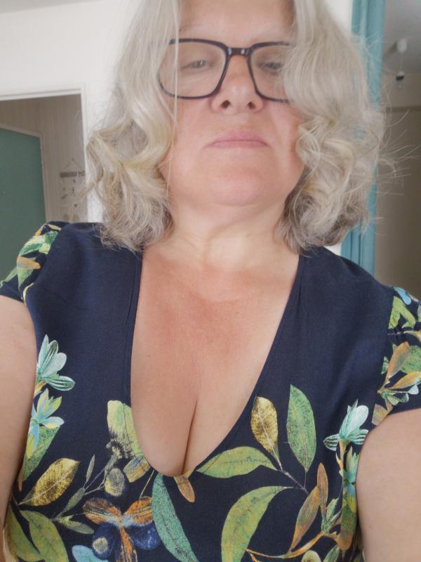 Mariana 64 ans Rennes