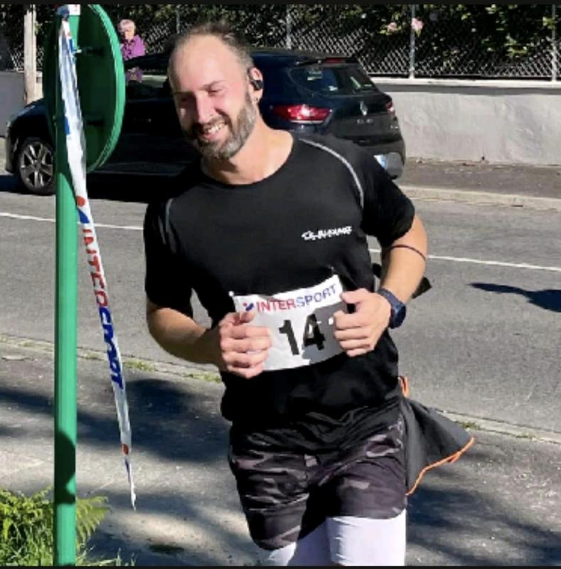 Bastien  38 ans Concarneau