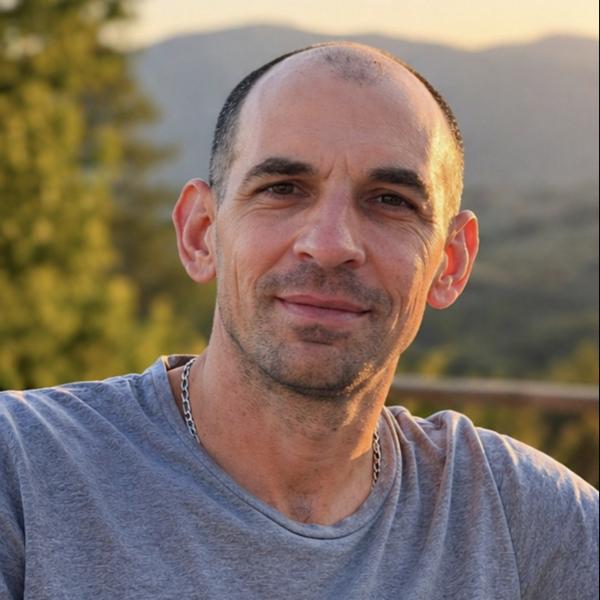 yanick 49 ans Saint Étienne