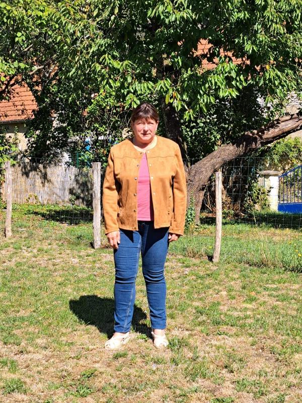 Patricia  61 ans Saint Sauveur en Puisaye
