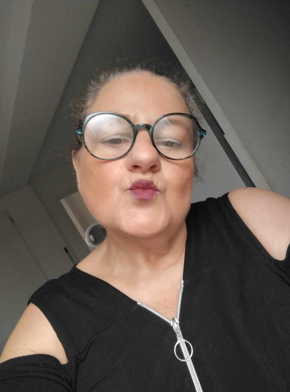 Babeth 56 ans Genas